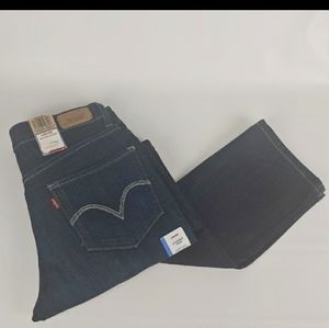 NWT LEVIS skinny jeans